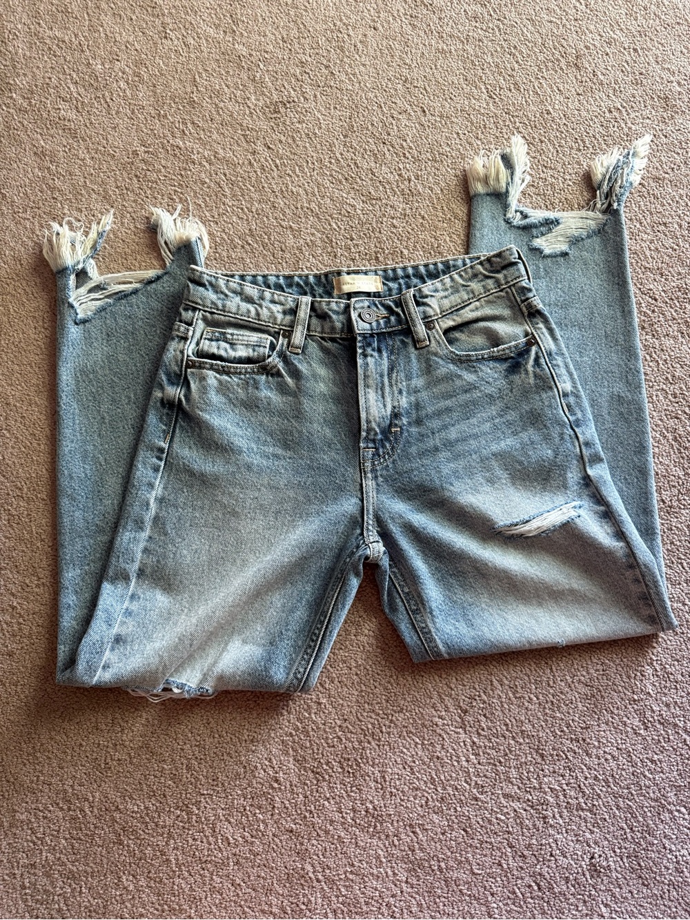 Women's Light Blue Straight-Leg Jeans with Distressed Hem
